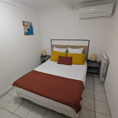 Des Ecureuils, Vue Mer, Piscine Privee, Parking, Climatisation Nyaraló